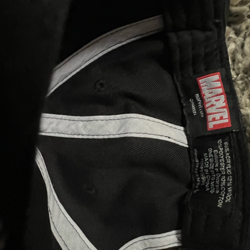 Deadpool Marvel SnapBack - Picture 5 of 5